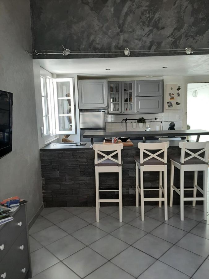 T2 centre ville vue Faron 40m2 en zone pietonne 4ème étage Tolón Exterior foto
