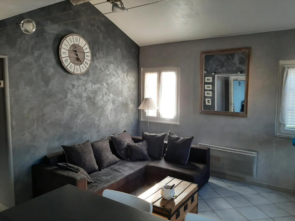 T2 centre ville vue Faron 40m2 en zone pietonne 4ème étage Tolón Exterior foto